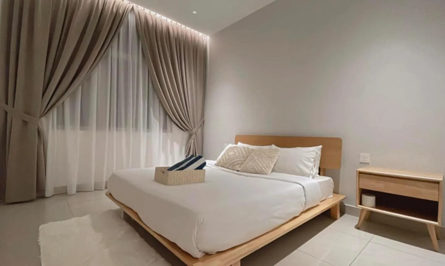 Sks Habitat Terminal Bus Netflix Jchome By Mwm Johor Bahru Apartment