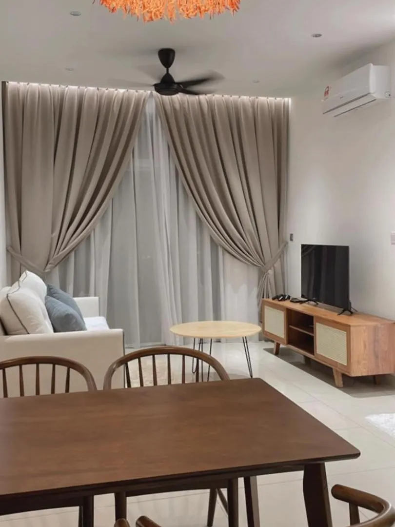 Apartment Sks Habitat Terminal Bus Netflix Jchome By Mwm Johor Bahru